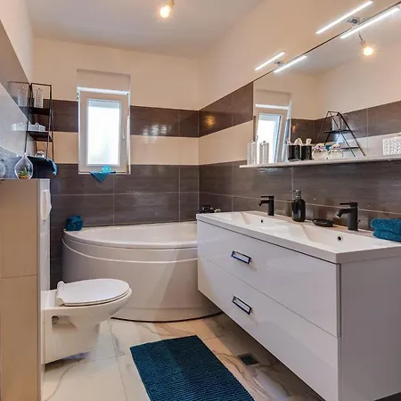Oliva Vallis Апартаменты Задар