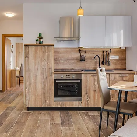 Oliva Vallis Apartman *