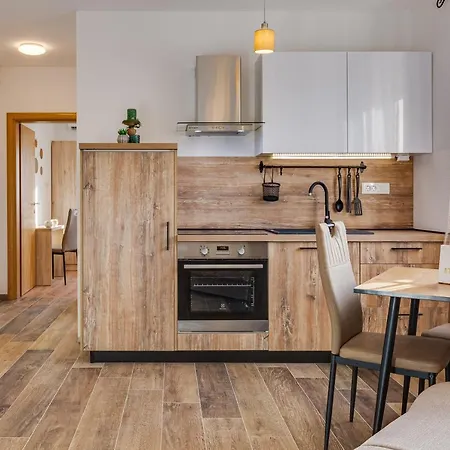 Oliva Vallis Apartmán *