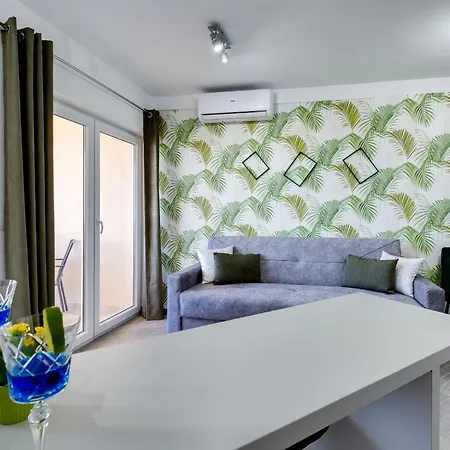 Oliva Vallis * Zára