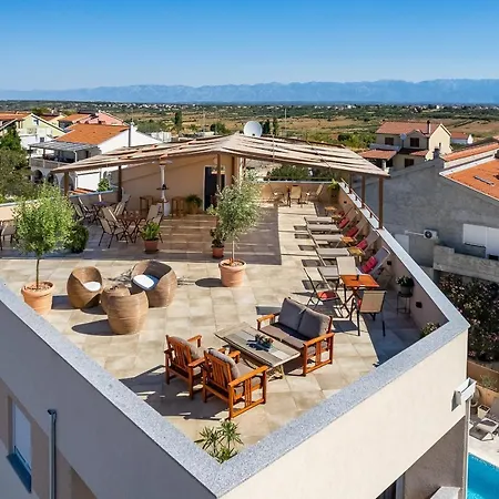 Oliva Vallis Apartment *